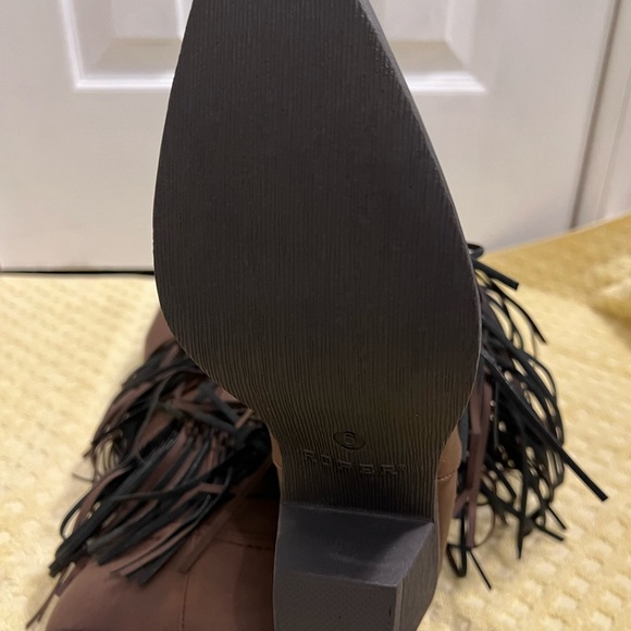 Size 6 Roper women’s cowboy boots with fringe - Picture 9 of 12